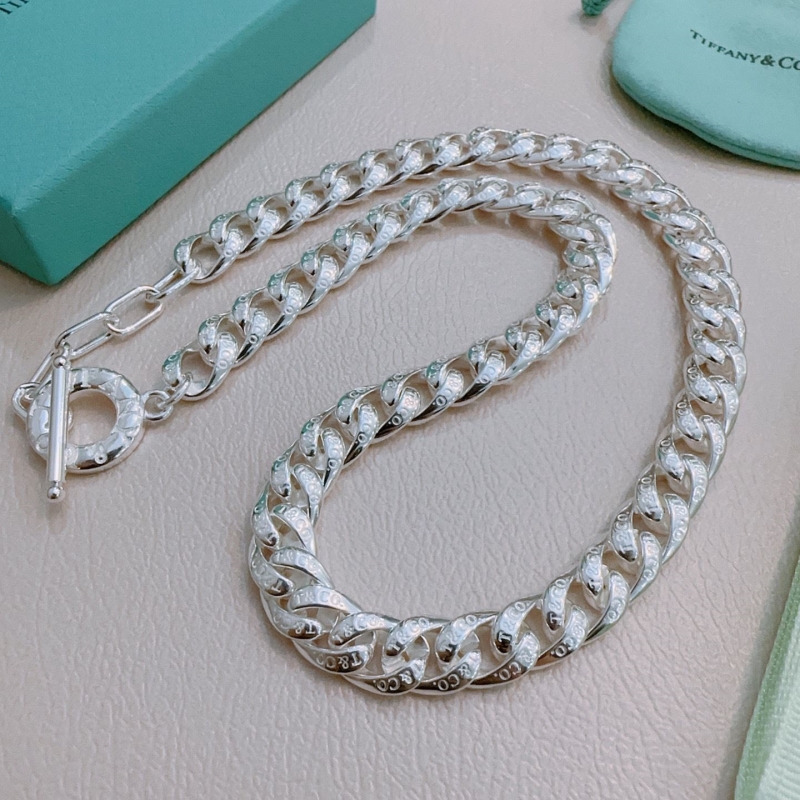 T*f*ny necklaces